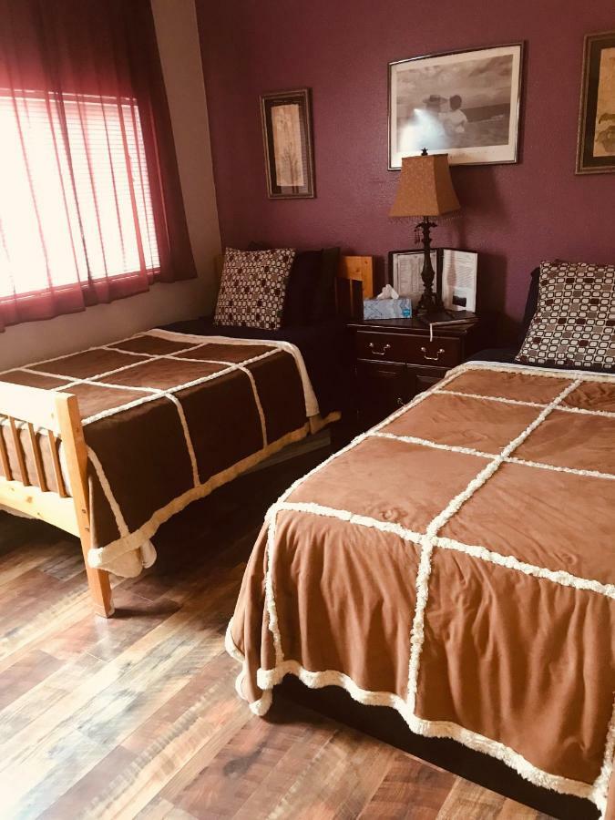 A Hyde Away Inn B&B 托克 外观 照片